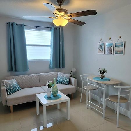 C & Y Guesthouse West Chase Экстерьер фото