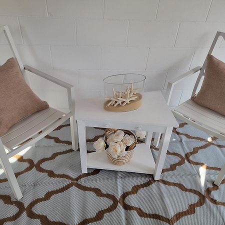 C & Y Guesthouse West Chase Экстерьер фото