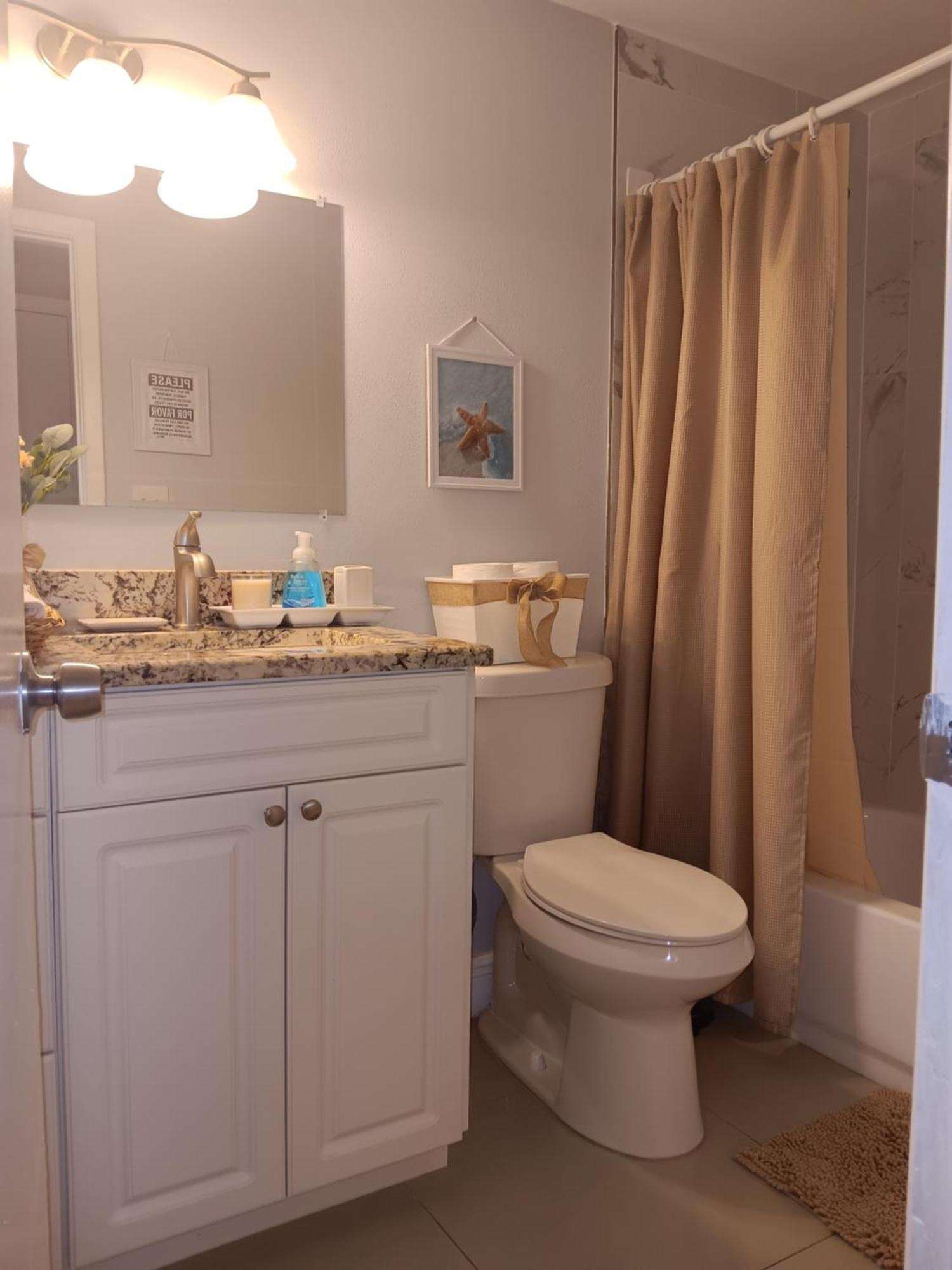 C & Y Guesthouse West Chase Экстерьер фото
